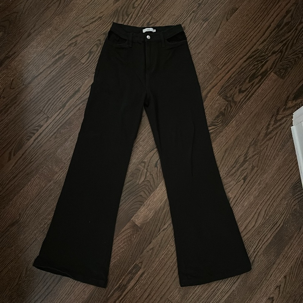 Pocket cut out flare jeans